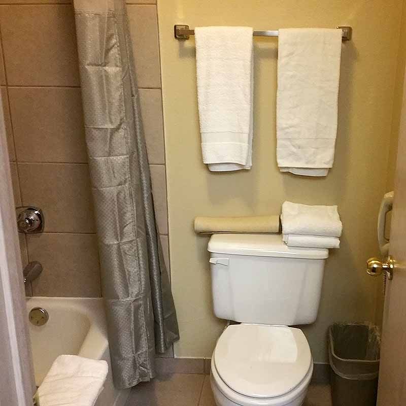 Surestay Hotel By Best Western Wells Room photo